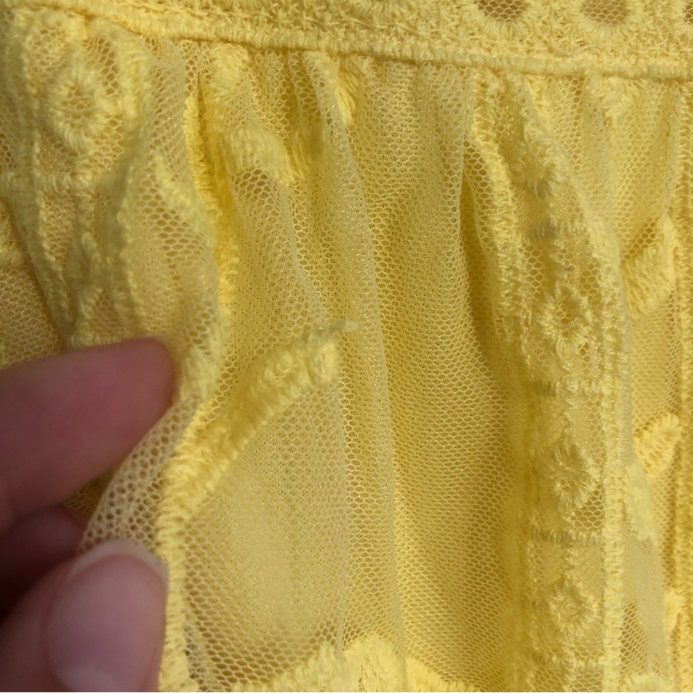 Socialite bright yellow lace mini dress sheer back v neck women’s size large - Picture 10 of 10